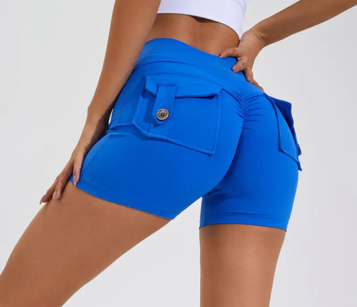 GYM SHORTS WITH POCKETS